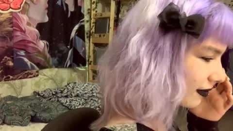 Lola online show from September 14, 2025, 9:47 pm