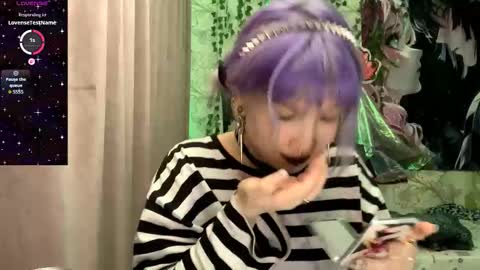 Lola online show from September 18, 2025, 7:16 pm