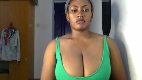 Snapshot of lick_my_pussyyy226651 chatting on December 15, 2024, 8:52 am caira online show from December 15, 2024, 8:52 am