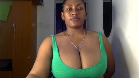 Snapshot of lick_my_pussyyy226651 chatting on January 25, 2025, 12:48 am caira online show from January 25, 2025, 12:48 am