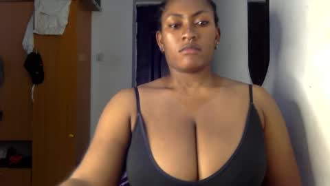 Snapshot of lick_my_pussyyy226651 chatting on February 7, 2025, 3:55 am caira online show from February 7, 2025, 3:55 am