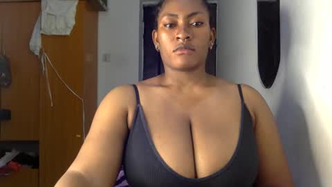 Snapshot of lick_my_pussyyy226651 chatting on February 8, 2025, 3:19 am caira online show from February 8, 2025, 3:19 am