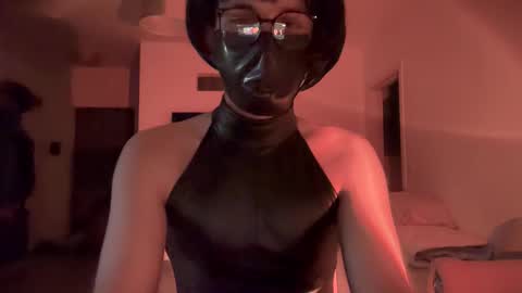 Snapshot of liferacw chatting on April 20, 2026, 7:15 pm SofieXxxDoll online show from April 20, 2026, 7:15 pm