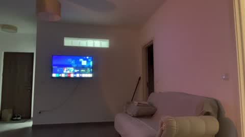 Snapshot of liferacw chatting on June 18, 2026, 8:57 pm SofieXxxDoll online show from June 18, 2026, 8:57 pm