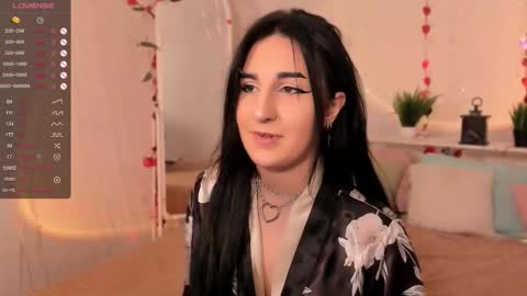 Lii online show from November 15, 2025, 2:57 pm