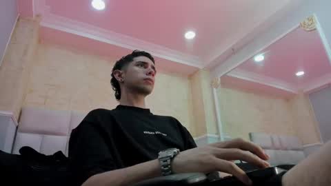 L I I A M online show from February 16, 2025, 10:21 am