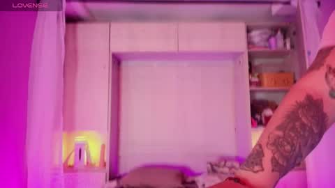         online show from March 4, 2025, 11:40 am