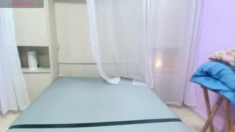         online show from September 27, 2025, 11:37 am