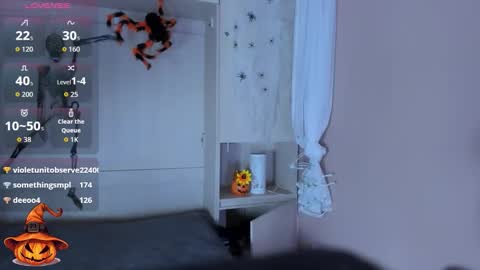         online show from October 10, 2025, 11:42 am