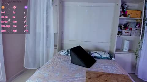         online show from February 5, 2026, 11:48 am