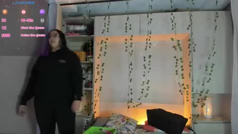         online show from February 24, 2026, 11:41 am