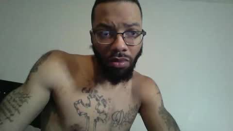 liightsinlover online show from November 19, 2025, 5:02 pm