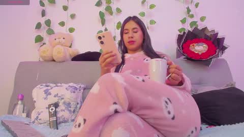 liiliith_1 online show from May 19, 2026, 3:24 am