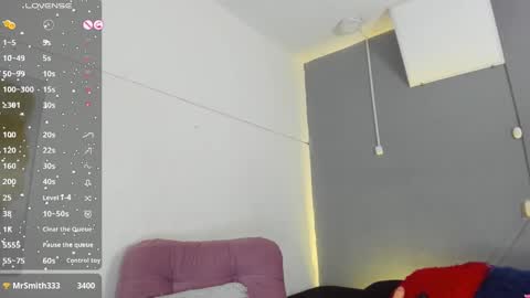 Lily Moore online show from January 5, 2025, 10:21 am