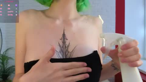 lika_sky online show from May 31, 2026, 6:31 am