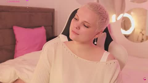 likaaberry online show from February 5, 2026, 11:37 am