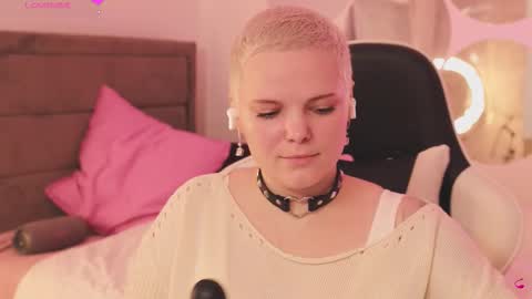 likaaberry online show from February 7, 2026, 1:26 pm