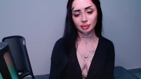 Alisa tattogirl online show from October 24, 2025, 1:35 am