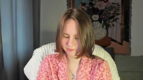 Snapshot of likamil0ika chatting on July 4, 2026, 3:07 pm likamil0ika online show from July 4, 2026, 3:07 pm