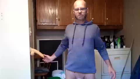 St pierre online show from October 14, 2025, 4:19 pm