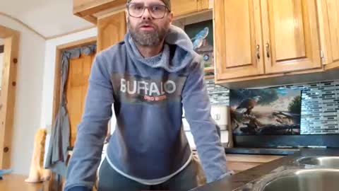 St pierre online show from November 22, 2025, 3:11 pm