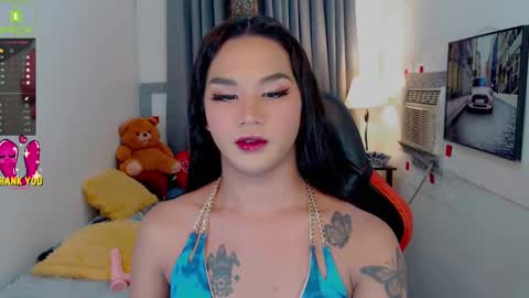 LILY online show from December 3, 2024, 9:01 pm