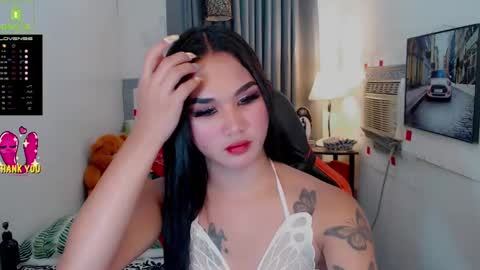 LILY online show from February 19, 2025, 9:25 pm