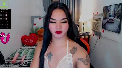 LILY online show from February 27, 2025, 2:42 am