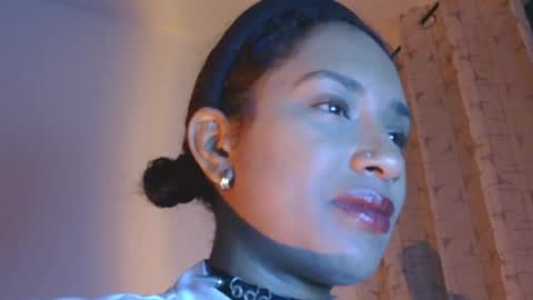 Snapshot of lil_ith chatting on May 8, 2026, 7:46 am Lilith online show from May 8, 2026, 7:46 am