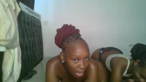 Snapshot of lil_meg chatting on March 4, 2026, 6:41 am lil_meg online show from March 4, 2026, 6:41 am