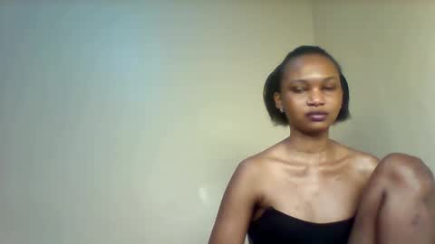 Snapshot of lil_miss9 chatting on November 2, 2025, 1:13 pm Lil miss online show from November 2, 2025, 1:13 pm
