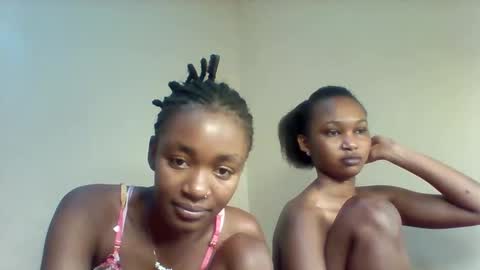 Snapshot of lil_miss9 chatting on November 3, 2025, 1:01 pm Lil miss online show from November 3, 2025, 1:01 pm