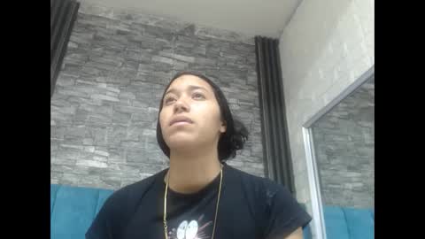 lil_rose2006 online show from October 11, 2025, 12:04 pm