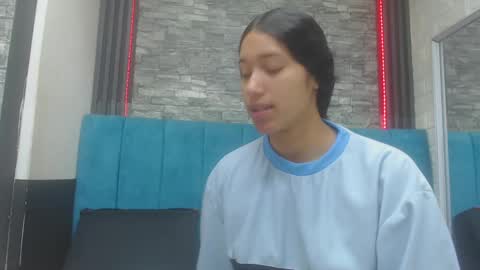 lil_rose2006 online show from November 4, 2025, 12:48 pm