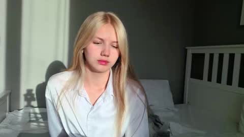 Emma online show from October 1, 2025, 10:32 am