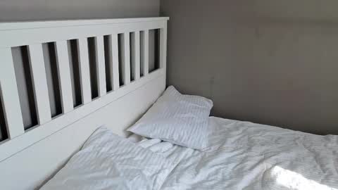 Snapshot of lil_tasty33 chatting on April 14, 2026, 8:31 am Emma online show from April 14, 2026, 8:31 am