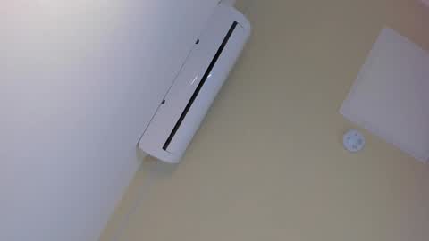 L I L A   online show from January 14, 2025, 11:58 pm