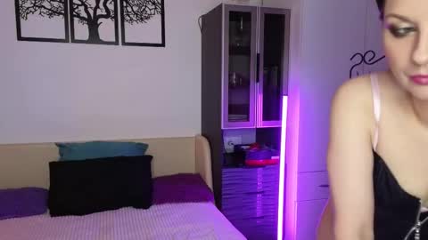 Lila online show from February 15, 2026, 4:25 pm