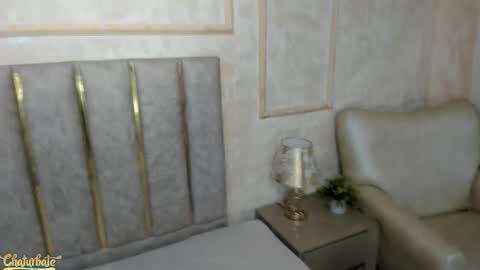 lila bailey  online show from October 18, 2025, 7:36 pm