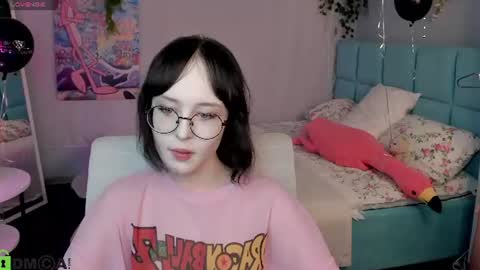 Snapshot of lilac_muse chatting on July 22, 2026, 11:13 am Lili online show from July 22, 2026, 11:13 am