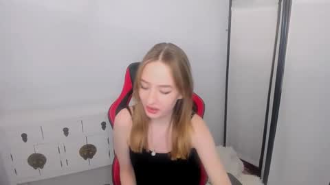 Snapshot of liladesire chatting on January 28, 2025, 4:08 pm LiliaDesire online show from January 28, 2025, 4:08 pm