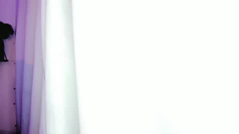 Snapshot of lilasweet23 chatting on September 12, 2025, 4:01 am lilasweet23 online show from September 12, 2025, 4:01 am