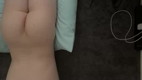 lilbenny05 online show from January 6, 2025, 4:15 am