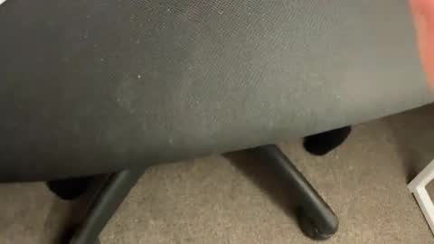 lilbenny05 online show from April 15, 2026, 9:27 am