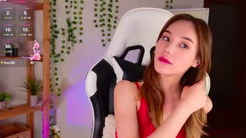 Snapshot of lilcatalia chatting on June 26, 2026, 12:53 pm Hi im Yuki online show from June 26, 2026, 12:53 pm