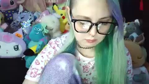 emily ryanson online show from December 10, 2024, 4:49 pm