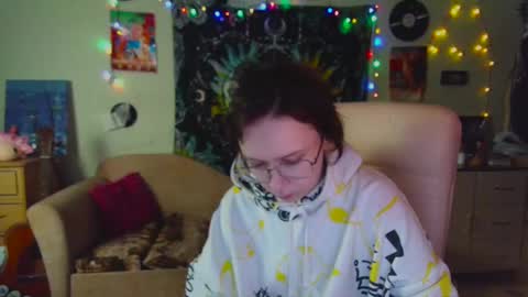 Lil online show from December 20, 2024, 10:38 am