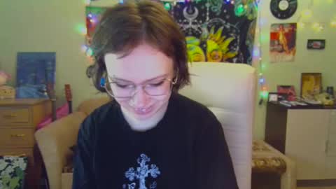 Lil online show from January 9, 2025, 11:14 am