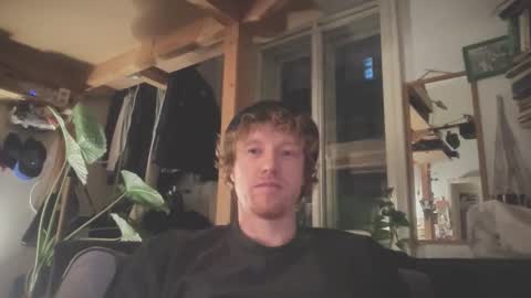 Snapshot of lilginge1 chatting on October 7, 2025, 9:23 pm lilginge1 online show from October 7, 2025, 9:23 pm