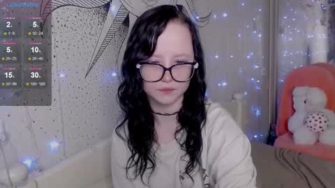 Nika and Lori online show from December 26, 2024, 2:37 pm